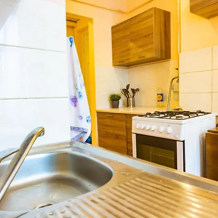 Appartement Sunny Spacious Apartment In The Very Centre!